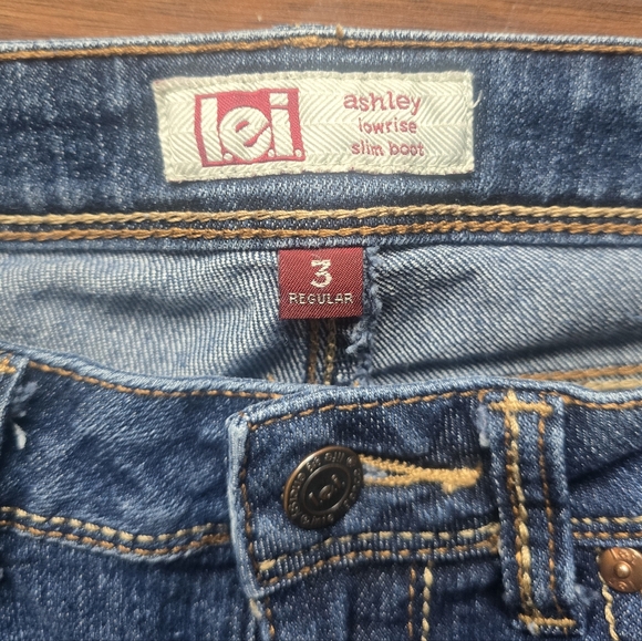 L.e.i. Ashley Lowrise Slim Bootcut Jeans - Picture 4 of 6